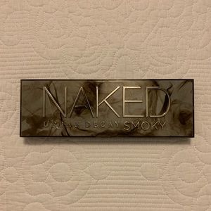 Urban Decay Naked Smoky Palette